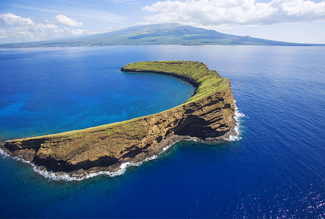 Molokini Crater, prime diving location, Maui